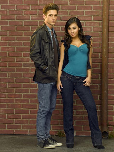 Adrian Lee Secret Life Outfits, Adrian Lee Secret Life, Adrian Lee, American Teenager, Francia Raisa, Jersey Shore, Secret Life, Chic Outfits