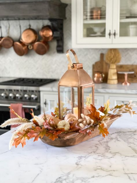 Copper Tray Decor Ideas, Copper Bowl Decor Ideas, Dough Bowl Fall Decor, Fall Dough Bowl Ideas, Fall Tray Decorating Ideas, Fall Dough Bowl Centerpiece, Style A Dough Bowl, Fall Decor Coffee Table, Christmas Dining Table Decorations