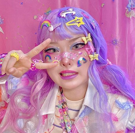 Decora Makeup Look, Decora Kei Makeup, Yami Kawaii Makeup, Decora Makeup, Decora Fashion Outfits, Harajuku Makeup, Decora Fashion, Harajuku Decora, Masc Women