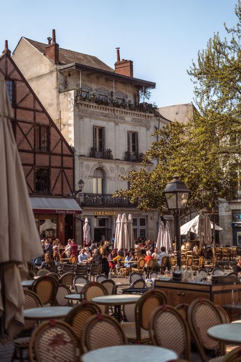 Loire Valley Aesthetic, Loire Valley France Winery, Loire Valley France Aesthetic, Tours France Loire Valley, France Vacation, Loire Valley France, 2024 Moodboard, France Trip, France Aesthetic