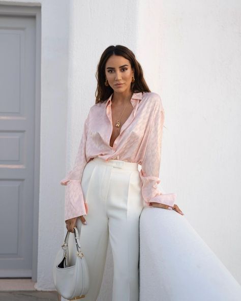 Tamara Kalinic, Elegantes Outfit Damen, Elegant Outfit Classy, Professional Outfits Women, Business Outfits Women, Stylish Work Attire, Business Casual Outfits For Women, Business Casual Outfits For Work, Elegante Casual