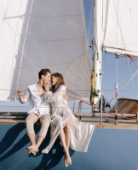 Yacht Photoshoot, Boat Engagement Photos, Sailboat Wedding, Cruise Photography, Boat Photoshoot, Save The Date Pictures, Boat Girl, Yacht Wedding, Boat Wedding