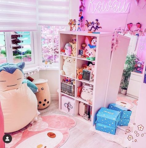 Cute Kawaii Bedroom, Nintendo Grl, Anime Room Decor, Kawaii Room Ideas, Small Game Rooms, Kawaii Bedroom, Ideas Decoracion, Otaku Room, Gamer Room Decor