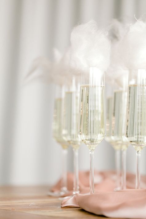 Cotton Candy Drinks, Cotton Candy Wedding, Cotton Candy Cocktail, Cotton Candy Champagne, Bridal Shower Inspo, Magnolia Wedding, Candy Drinks, Organic Wedding, Wedding Drink