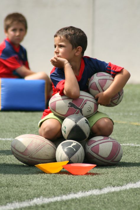 Rugby Fun Week Campus 2013 Rugby Aesthetic Boy, Dark Royalcore, Rugby Photos, Rugby Photography, Rugby Kids, Canterbury New Zealand, Rugby Sport, Rugby Club, Chloe Walsh