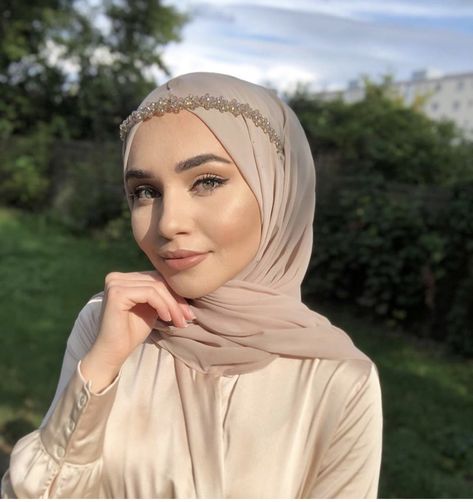 #hijabfashion  #hijab  #hijabstyle    #hijabstreetstyle   #fashioninspo #streetstyle   #fashionblogger  #fashionista  #hijabers #ootd #modestfashion #modest   #modestyfashion #outfitinspo #ootdfashion #modestyle #zara   #modesty  #ootdshare #outfitoftheday #outfitsfashion  #fashionoutfits  #hijabfashion #streetstylefashion #fashion #fashionoutfits #fashionphotography #outfitoftheday #outfits #outfitoftheday #outfitinspiration #outfitideasforwomen Headpiece Hijab, New Hijab Style, Wedding Dresses Muslim, Wedding Hijab Styles, Bridal Hijab Styles, Muslimah Wedding Dress, Nikah Dress, Muslimah Wedding, Muslim Brides