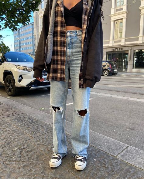 Vestiti In Jeans, Gorgeous Outfits, Looks Street Style, Streetwear Fashion Women, Indie Outfits, Mode Inspo, 가을 패션, Mode Vintage, Mode Inspiration