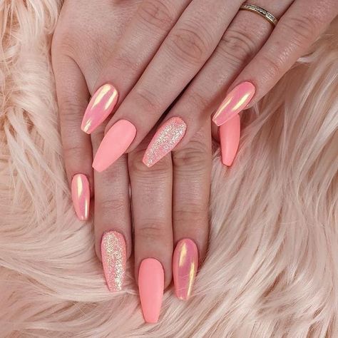 Amazing Nails 💅 on Instagram: “@nailsvibes15 @nailsvibes15 . . . . #naturalnails #nailart #nailsoftheday #nailsoftheday #nailjunkie #nail #nails #nailstyle…” Peach And Chrome Nails, Coral Nails With Gold Foil, Peach Chrome Nails Designs, Coral Chrome Nails Designs, Salmon Chrome Nails, Peach Nails Chrome, Coral Pink Chrome Nails, Chrome Nails Coral, Neon Nails Chrome