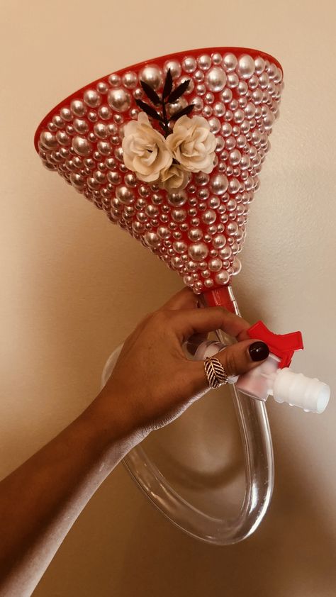 Bridal beer bong Dog Bridesmaid, 19 Birthday, Mermaid Bachelorette, Beer Bong, Beer Wedding, 21st Birthday Decorations, 19th Birthday, Summer 24, 18th Birthday