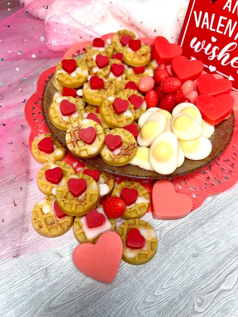 Romantic Breakfast In Bed, Food Wax Melts, Romantic Breakfast, Candle Lover, Unique Candle, Food Candles, Candle Warmer, Candle Wax Melts, Valentine Special