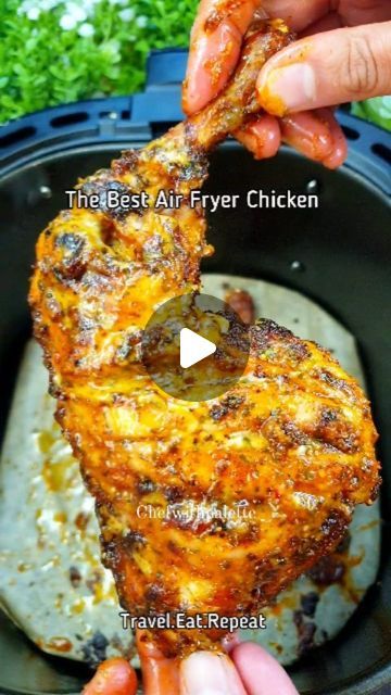 Split Chicken Recipes, Air Fryer Recipes Weight Watchers, Chicken Quarter Recipes, Kasuri Methi, Air Fryer Fried Chicken, Chicken Quarters, Chicken Roast, Roasted Garlic Chicken, Dried Parsley