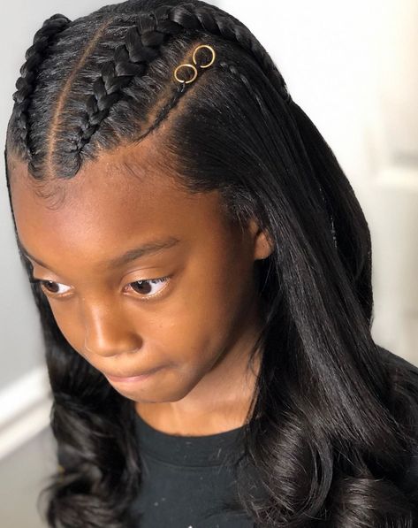 Jennifer Carter 💄 on Instagram: “🤎Brown Skin Girl 🤎...... 𝒀𝒐𝒖𝒓 𝒔𝒌𝒊𝒏 𝒋𝒖𝒔𝒕 𝒍𝒊𝒌𝒆 𝒑𝒆𝒂𝒓𝒍𝒔  Happy first day of school Jordan!   Silk press with stitch braids Jennifer Carter…” First Day Of School Hairstyles Prek, Little Black Girls Hairstyles For Kids Silk Press, Black Girls Hairstyles Silk Press, First Day Of School Braids, Silk Press Hairstyles For Kids, Silk Press Kids Styles, Kindergarten Picture Day Hair Black, Kids Silk Press Natural Hairstyles, Kids Silk Press Natural Hair