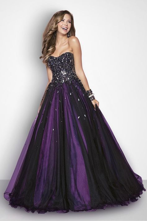 Shop Quinceanera Dresses Ball Gown Sweetheart Floor Length With Beading Rhinestone Online Crystal Prom Dress, Purple Prom, Strapless Prom Dresses, Purple Prom Dress, Ball Gowns Prom, Prom Dresses Ball Gown, Gorgeous Gowns, Quinceanera Dresses, Beautiful Gowns