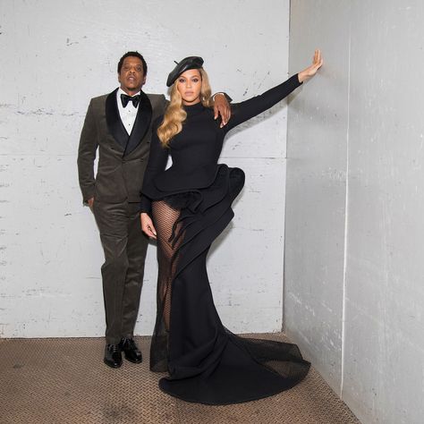 Beyoncé’s 2018 Grammy Awards Look Was Inspired by the Black Panthers - Vogue Beyonce 2013, Grammy Party, Beyonce Style, Beyoncé Giselle Knowles-carter, Beyoncé Giselle Knowles, Beyonce And Jay Z, Beyonce Queen, Black Love Couples, Beyonce And Jay