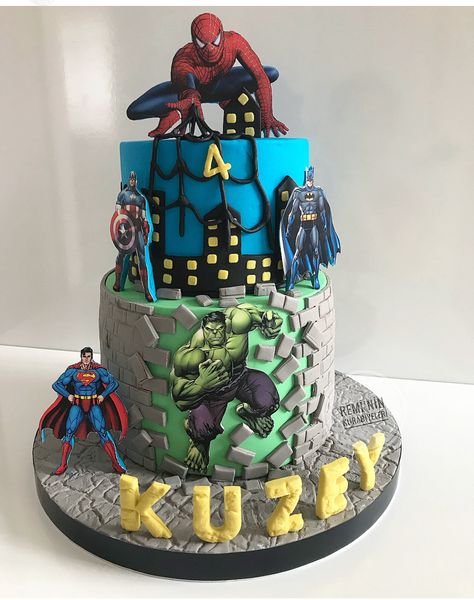 Marvel Pasta, Dc Cake, Excavator Cake, Avengers Cake Topper, Birth Cakes, Avengers Cake, Spiderman Birthday Cake, 8th Birthday Cake, Dragon Cakes