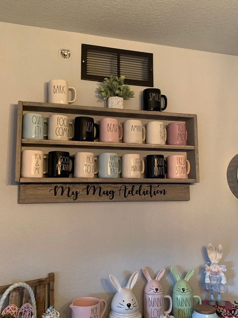 Coffee Cup Floating Shelf, Coffee Mug Organizer, Coffee Cup Shelf Display Diy, Coffee Mug Shelf Display, Mug Racks, Coffee Cup Shelf Display, Cup Shelf Display, Coffee Cup Organization, Coffee Cup Display Ideas