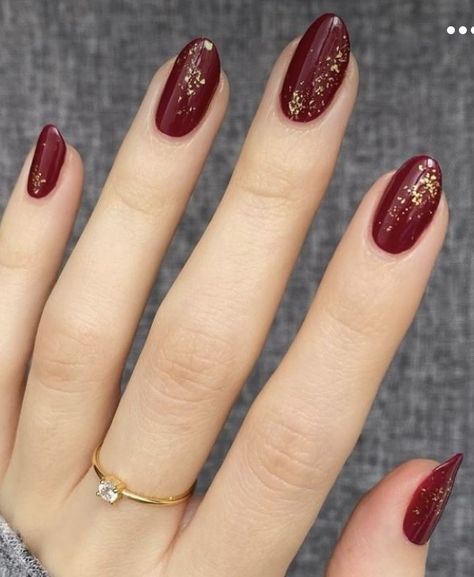 Bridal Nail Art Red And Gold, Nails To Go With A Wine Color Dress, Red Nails And Gold Glitter, Bridal Nail Art With Mehendi, Red Gold Silver Nails, Red With Gold Glitter Nails, Maroon Shimmer Nails, Winter Nails Red And Gold, Garnet Color Nails