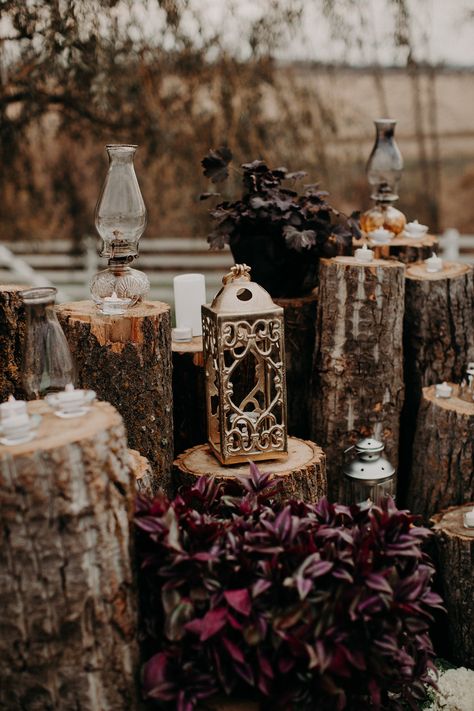 Vintage lanterns used as the backdrop for this fall-country wedding in Lacombe, AB. Image by Candice Marie Photography #fallwedding #fallweddingdecor #vintagelanterns #ceremonybackdrop #ceremonydecor #lanterns #weddingdecor Vintage Lantern Wedding Decor, Eccentric Wedding, Wedding Budgets, Fall Country Wedding, Lantern Wedding, Lantern Decor Wedding, Boho Candle, Old Lanterns, Wedding Backyard Reception