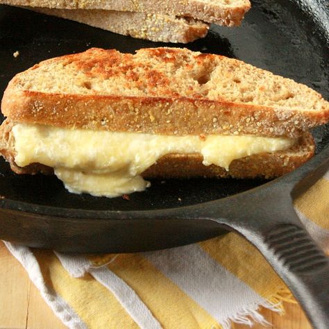 Healthy Grilled Cheese, Healthy Grilled, Cheese Alternatives, Healthy Grilling, Grilled Asparagus, Grilled Cheese Sandwich, Cheese Sandwiches, Healthy Eating Recipes, Slice Of Bread