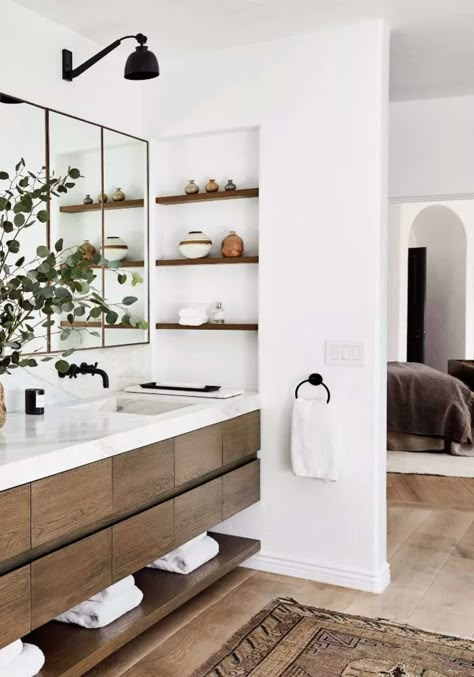 Why Designers Hate Most Medicine Cabinets (+ Some Genius Alternative Bathroom Storage Solutions) - Emily Henderson Drømme Bad, Makeover Kamar Mandi, Bathroom Storage Solutions, Bad Inspiration, Design Hotel, Bathroom Renos, House Bathroom, Beautiful Bathrooms, Modern Bathroom Design