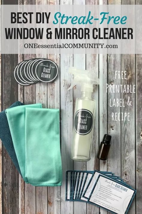 The Best DIY Streak-Free Window & Mirror Glass Cleaner - One Essential Community Glass Cleaner Recipe, Cosmetics Organizer, Clean Hacks, Mirror Cleaner, Cleaning Painted Walls, Cleaner Recipes, Free Mirror, Deep Cleaning Tips, Natural Cleaners