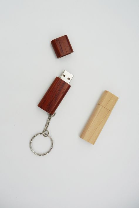 Red wooden USB drives with keychain ! Wooden USB memory sticks Wood Usb, Usb Drives, Stick Design, Usb Drive, Usb Stick, Flash Drive, Usb Flash Drive, Flash, Drive