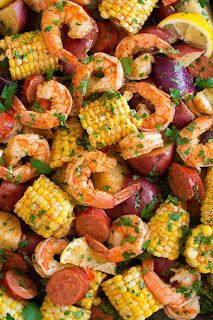 Shrimp Corn, Shrimp Boil Recipe, Best Shrimp Recipes, Seafood Boil Recipes, Berbuka Puasa, Boiled Food, Shrimp Boil, Clam Recipes, Shrimp Recipes Easy