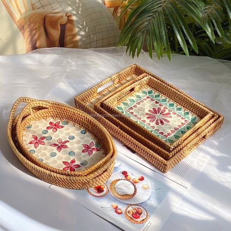 Woven Tray Decor, Woven Trays, Bread Tray, Rattan Tray, Serving Tray Decor, Bread Storage, Food Serving Trays, Snack Storage, Small Tray