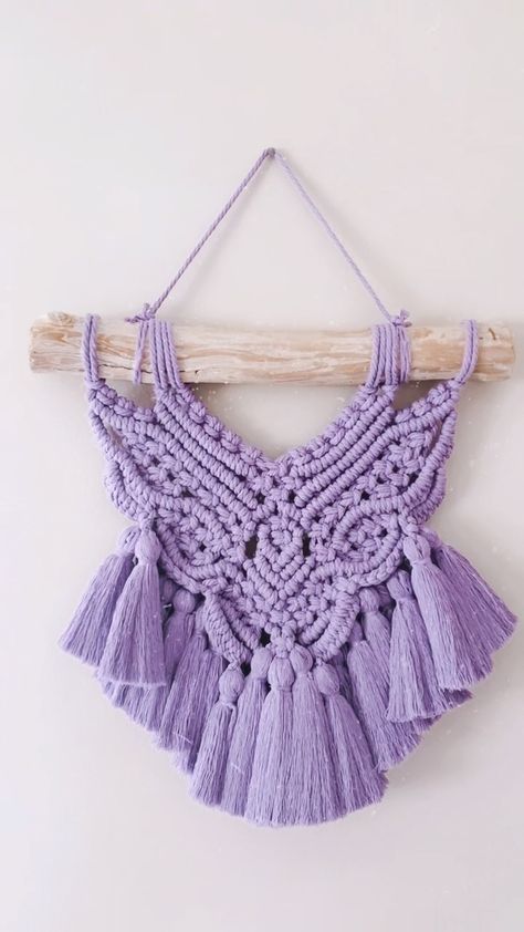 Purple Macrame, Purple Home Decor, Macrame Design, Macrame Patterns, Macrame Diy, Color Splash, Crochet Top, Crochet Necklace, Macrame