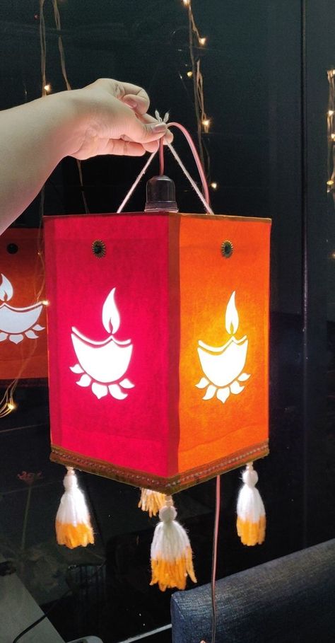 Lamp For Diwali Decoration, Quick Diwali Decorations, Kandeel Designs For Diwali, Lantern Ideas Paper, Lantern Diy For Diwali, Creative Lantern Ideas For Diwali, Lantern Diy Diwali, Handmade Diwali Lantern Ideas, Diy Latern For Diwali