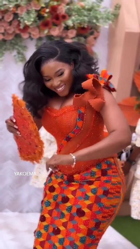 African Traditional Wedding Dress, Kente Dress, Traditional African Clothing, Short African Dresses, Best African Dresses, African Fashion Skirts, Kente Styles, African Wear Dresses, African Inspired Clothing