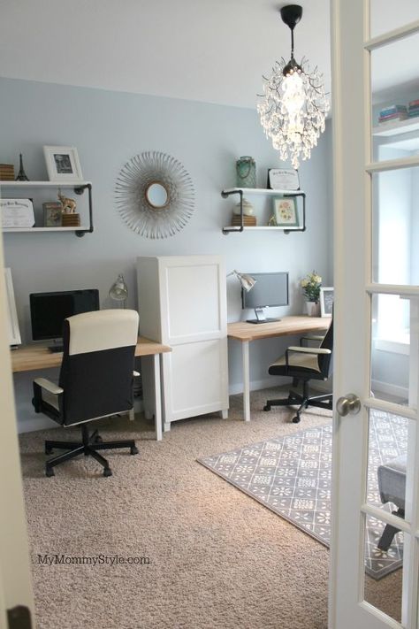 I am so excited to finally be sharing the transition of my office into a family office and guest bedroom space. I have had a vision in my mind of what I wanted this room to look like, but it took a lot of planning and patience to make the space that I wanted to spend a lot of time in with my family. Let me start by introducing you to my office! PROBLEM 1.The lonely piano: PROBLEM 2.Clutter around the computer. PROBLEM 3.The junky bookshelf. Problem 4.I want a GUEST ROOM… Guest Room Combo, Bedroom Office Combo, Guest Room Office Combo, Guest Bedroom Office, Wfh Office, Office And Guest Room, Small Guest Rooms, Home Office Guest Room Combo, Guest Bedroom/office