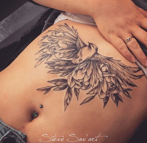 spread your wings & fly. Bird Spreading Wings Tattoo, Bottom Of Back Tattoo Women, Bottom Back Tattoo Women, Torso Tattoos For Women, Bird Tattoo Ribs, Arm Quote Tattoos, Bird Tattoos For Women, Stomach Tattoos Women, Vogel Tattoo