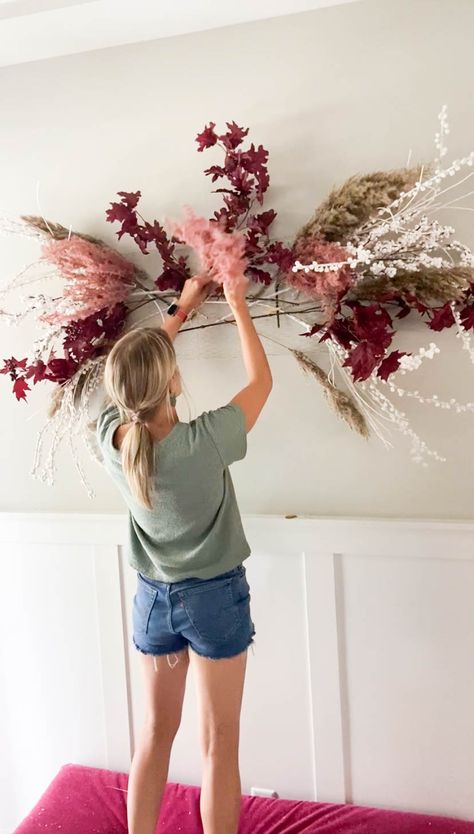 DIY Floral Wall Hanging for Fall - Paisley & Sparrow Dried Flowers Ideas Wall Decor, Floral Wall Arrangements Decor, Pampas Grass Wall Arrangement Diy, Diy Wall Floral Arrangements, How To Hang Flowers On Wall, Dried Floral Wall Decor, Diy Pampas Wall Decor, Floral Wall Art Diy, Diy Floral Wall