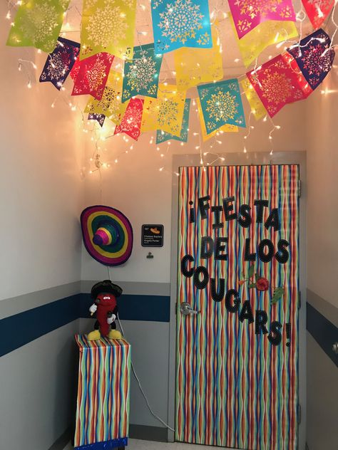 Fiesta Themed Pep Rally 10•6•17 Spirit Door Wars Fiesta Theme Pep Rally, Fiesta Pep Rally, Pep Rally Themes, School Spirit Ideas Pep Rally, Record Pictures, Games For Halloween, Rally Ideas, Pep Rally Games, Rally Games