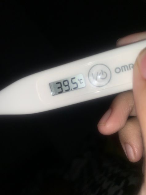 Pengukur Suhu Badan Panas, Fake Fever Thermometer, Suhu Demam, Fever Aesthetic Sick, Kids Hospital, Children Hospital, Simple Phone Wallpapers, Muslimah Aesthetic, Boyfriend Pictures