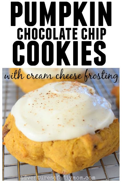 Pumpkin Cookies With Cream Cheese, Hot Fudge Cake, Cookies With Chocolate Chips, Soft Pumpkin Cookies, Cookies With Cream Cheese, Hot Chocolate Fudge, Pumpkin Cookie Recipe, Diy Mom, Cookies With Chocolate