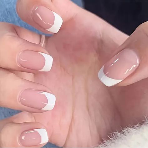 New 24pcs Mid-Length Square Shape Press On Nails White French Tips Smoke & Pet Free Clean Home Short French Nails, French Manicure Designs, Gold Nail Polish, Latest Nail Trends, White French Tip, Classic French Manicure, French Tip Acrylic Nails, Tip Nails, Nail Forms