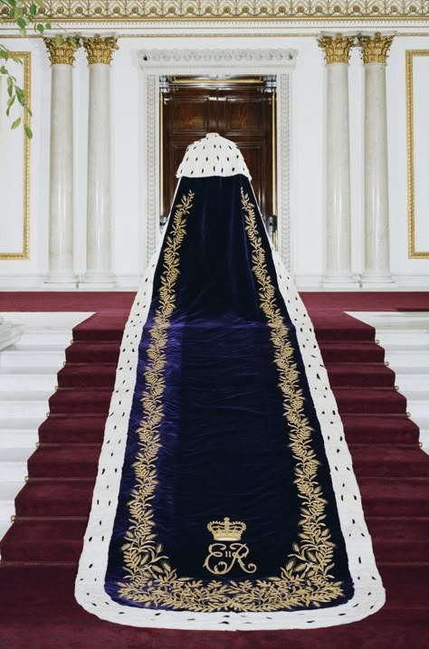 Coronation robe of deep purple silk velvet, edged with ermine and embroidered in gold thread with crowned E II R monogram and ears of wheat, worn by Queen Elizabeth II in 1953. Made by Ede & Ravenscroft, London, 1953. Royal Collection Trust. Coronation Gown, Coronation Robes, Queen's Coronation, Princesa Sophia, Coronation Dress, Royal Collection Trust, Royal Crowns, Royal Clothing, Elisabeth Ii