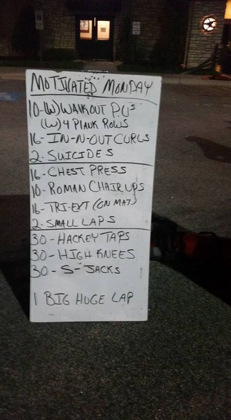 8/24/2015 MET workout with Camp Gladiator #cg Camp Gladiator Workout, Gladiator Workout, Camp Gladiator, Bootcamp Ideas, Class Workout, Crossfit Motivation, Hiit Workouts, Staying Active, Workout Warm Up