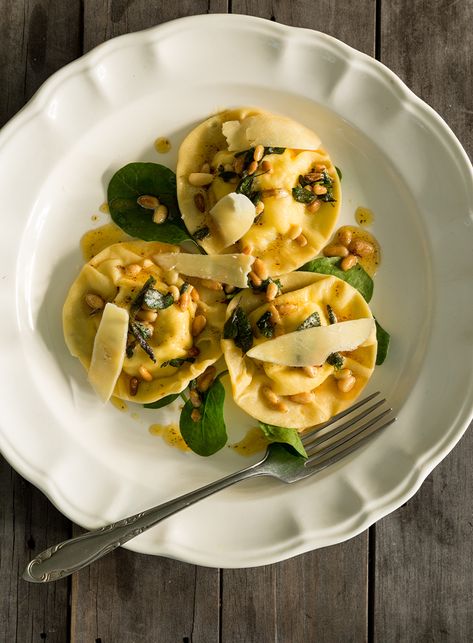 If you are looking to impress or treat someone special, this meal will do it. The mixture of cheesy goodness, the acid of the lemon zest and crunch of the pine nuts creates a simply stunning meal. For birthdays or anniversaries, with a glass of crisp white wine, this is a winner. Ravioli Starter, Cooking Homemade Pasta, Dish Magazine, Homemade Pasta Dough, Grains Recipes, Friendsgiving Ideas, Night Movie, Cheese Ravioli, Xmas 2022