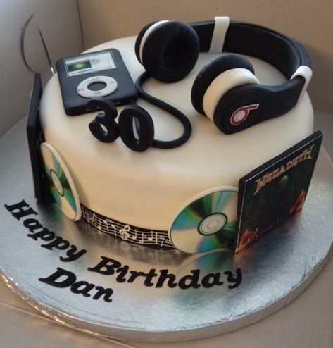 music themed cake | Music Theme Birthday Cake Music Birthday Cakes, Music Birthday Cake, Ideas For Birthday Cake, Birthday Cake For Men, Dj Cake, Cake For Men, Music Themed Cakes, Cake Design For Men, Music Theme Birthday