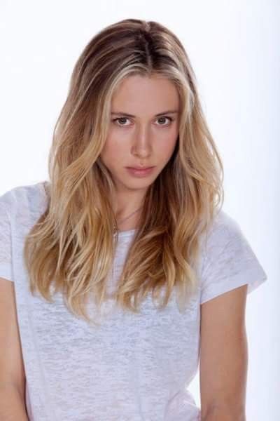 Gillian Zinser Gillian Zinser, Annie Walker, Piper Perabo, Into The Badlands, Beverly Hills Chihuahua, Show Beauty, Show Dance, Dance Academy, New Hair