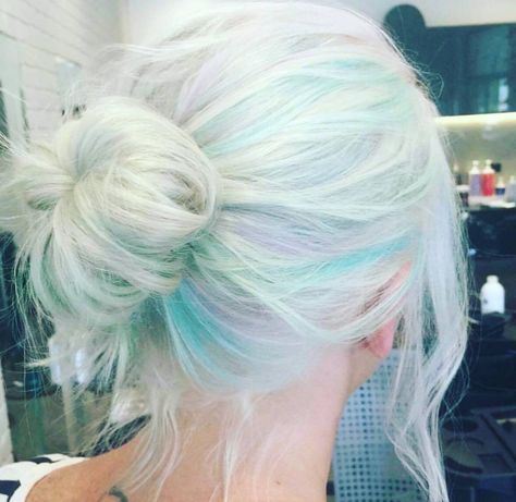 Mermaid hair Smink Inspiration, Hair Color Pastel, Pretty Hair Color, Hair Stylies, Pastel Hair, Dye My Hair, Hair Dye Colors, Hair Inspiration Color, Mermaid Hair