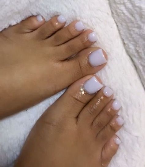 French Manicures, Gel Toe Nails, Milky Nails, Acrylic Toes, Acrylic Toe Nails, Pretty Toe Nails, Cute Toe Nails, Drip Nails, White Acrylic Nails