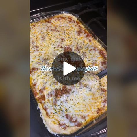 TikTok · Amy Doe Cooking Tiktok Spaghetti, Spaghetti Alfredo, Pasta Tiktok, Spaghetti Bake, Cooking Spaghetti, Recipe Tiktok, Spaghetti Casserole, Garlic Bread Recipe, Food F