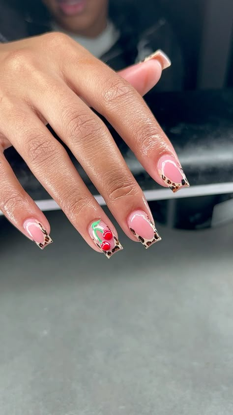 Birthday Nail Square, Short Nail Cheetah Designs, Pink Cheetah Print French Tip Nails, Cheetah Nails Cherry, Almond Nails Cherry Design, 50s Inspired Nails, Cheetah Nails With Cherries, Spotted Nail Designs, Cheetah Nails With Bow