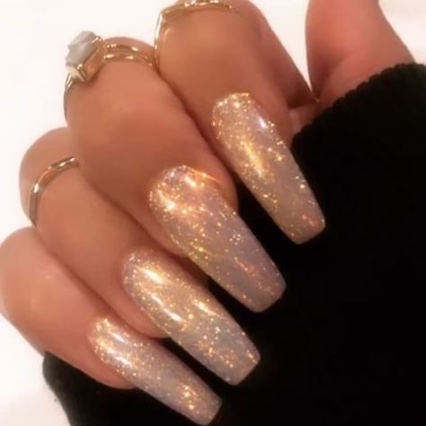 Nails Unicorn, Cream Bronzer, Lilac Nails, Long Acrylic Nail Designs, Chrome Powder, Long Acrylic, Nails Only, Coffin Nails Long, Dipped Nails