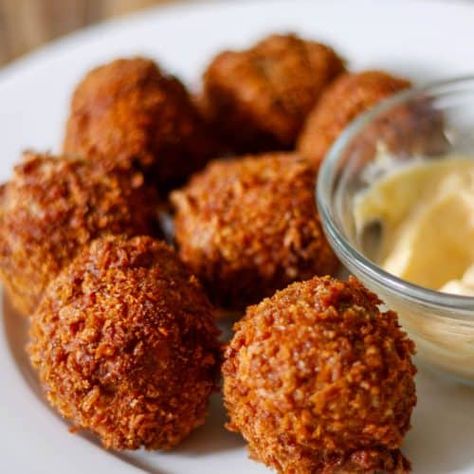 Super Easy and Delicious Boudin Balls! - Explore Cook Eat Boudin Recipes, Boudin Balls Recipe, Spicy California Roll, Boudin Recipe, Boudain Recipes, Nola Recipes, Boudin Sausage, Baked Pork Ribs, Boudin Balls