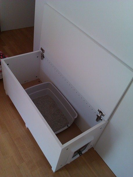 IKEA Hackers: Cat litter box in a living room, why not? - this is for you Julie! Small Cozy Apartment, Diy Litter Box, Katt Diy, Hidden Litter Boxes, Katt Grejer, Litter Box Furniture, Cat Toilet, Cat Hacks, Ikea Hackers